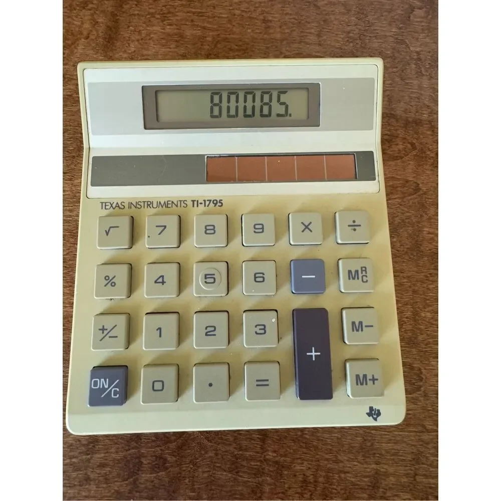 Texas Instruments Solar powered by sun like Superman vintage calculator c-1286a